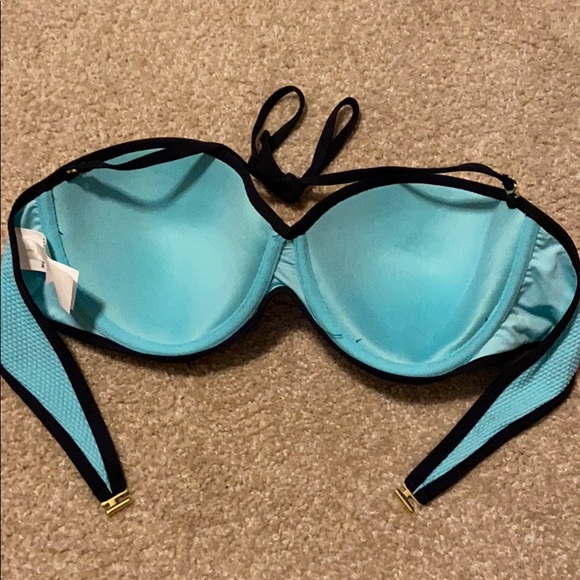 Swimsuit top - Picture 2 of 4